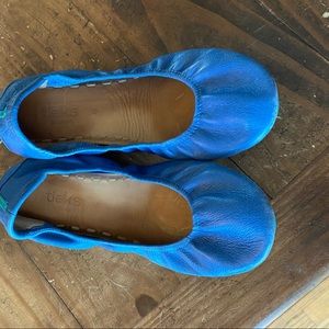 Vibrant Blue Tieks Ballet Flats - size 9